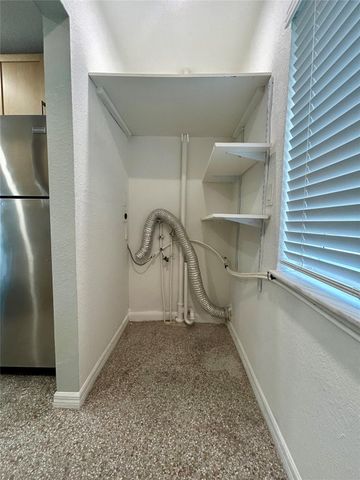 5950 NE 6TH Avenue, Oakland Park, FL 33334