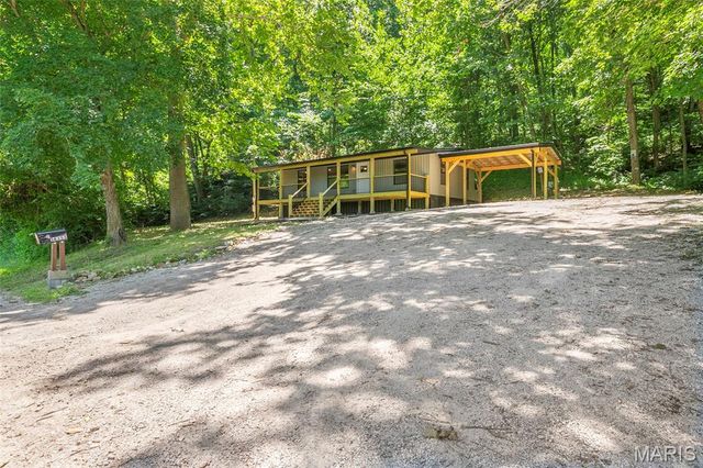 14355 Charter Church Road, De Soto, MO 63020