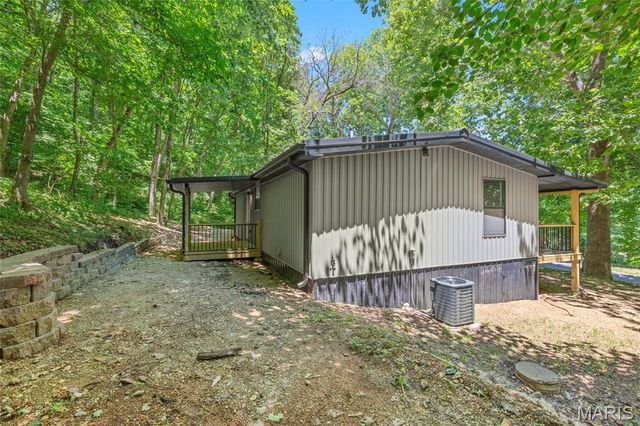 14355 Charter Church Road, De Soto, MO 63020