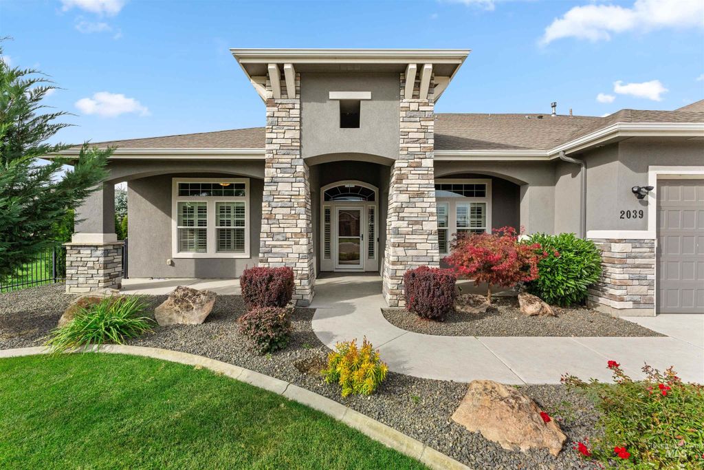 2039 N Finsbury Way, Star, ID 83669
