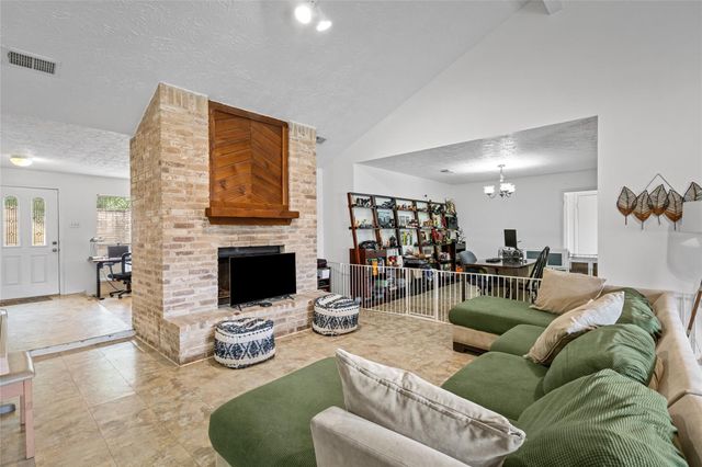 2302 Shady Brook Drive, Houston, TX 77084