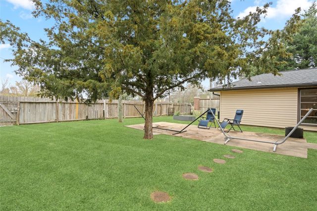 2302 Shady Brook Drive, Houston, TX 77084