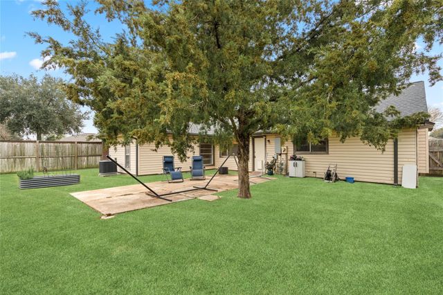 2302 Shady Brook Drive, Houston, TX 77084