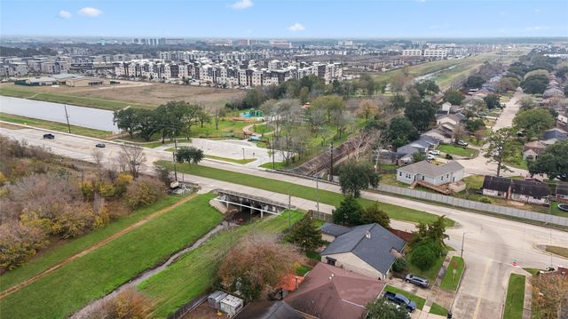 2302 Shady Brook Drive, Houston, TX 77084