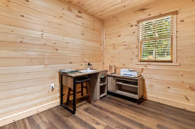 132 Burketts Chapel Road, Decatur, TN 37322