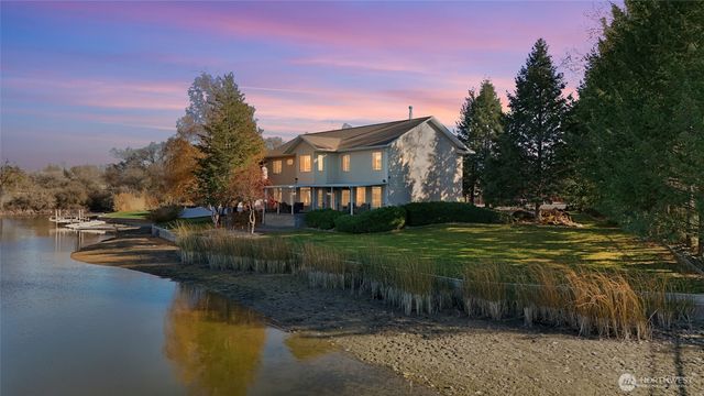 506 S Sandalwood Place, Moses Lake, WA 98837