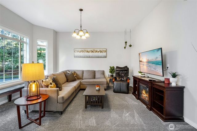 506 S Sandalwood Place, Moses Lake, WA 98837