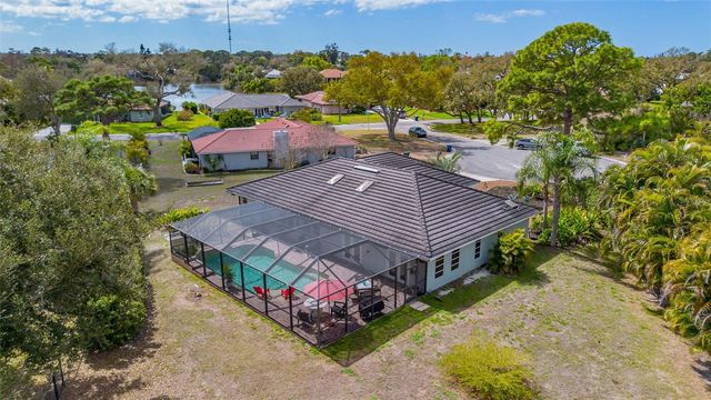 2262 LAKEWOOD LANE, Nokomis, FL 34275