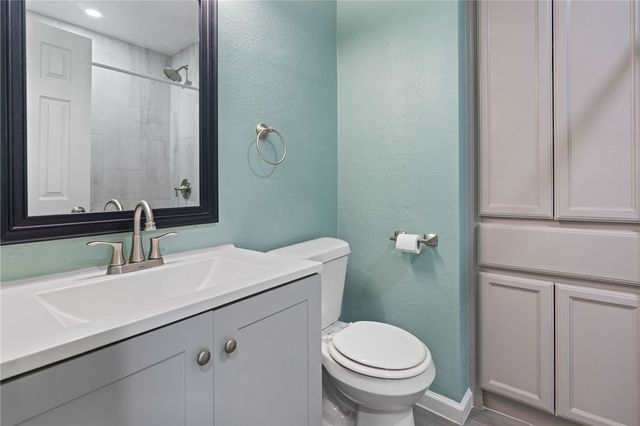 6526 Birmingham St, Corpus Christi, TX 78414