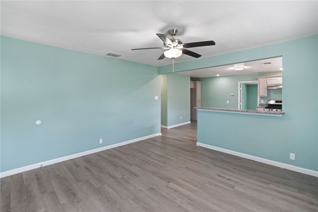 6526 Birmingham St, Corpus Christi, TX 78414