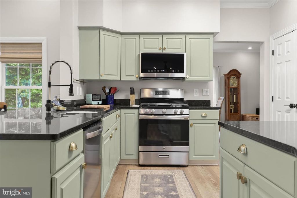 Image 17 of property listing at 515 GARRISON FOREST RD, Owings Mills, MD 21117