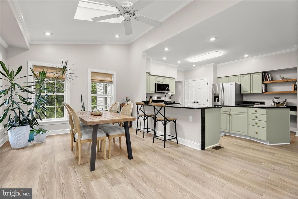 Image 22 of property listing at 515 GARRISON FOREST RD, Owings Mills, MD 21117