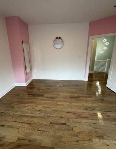 443 W 61st Place, Chicago, IL 60621