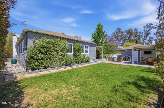 1681 Forest Avenue, Pasadena, CA 91103