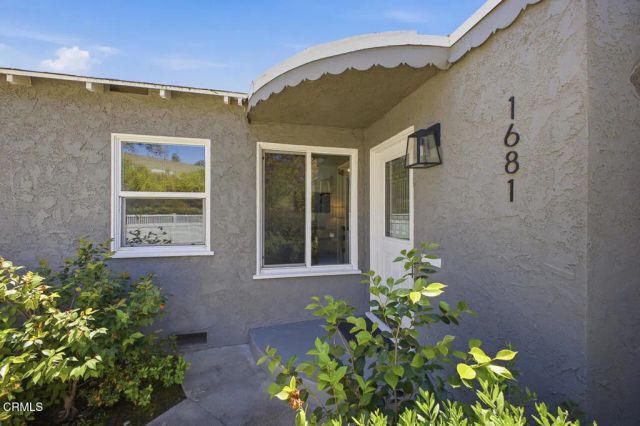 1681 Forest Avenue, Pasadena, CA 91103