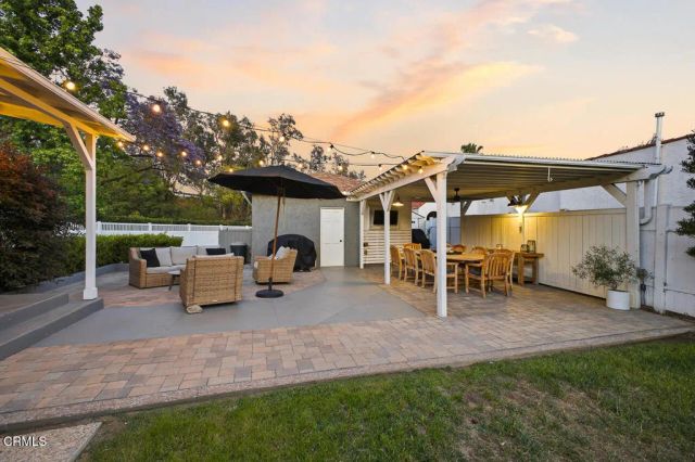 1681 Forest Avenue, Pasadena, CA 91103