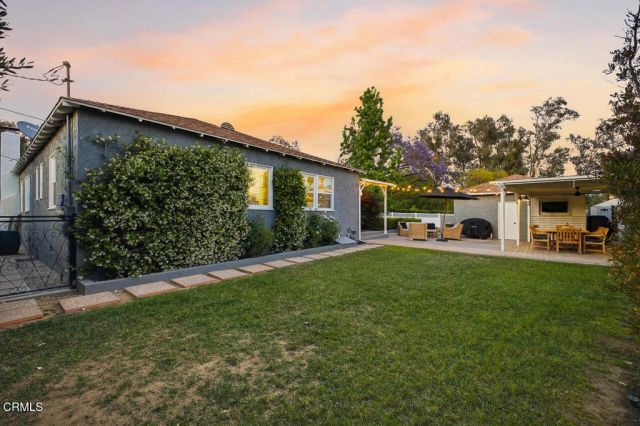 1681 Forest Avenue, Pasadena, CA 91103