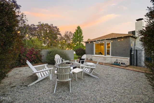 1681 Forest Avenue, Pasadena, CA 91103