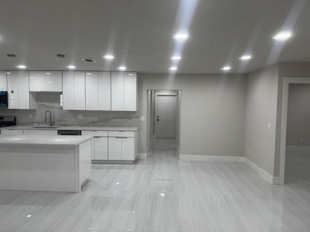 4259 Empress Street, Palm Beach Gardens, FL 33410