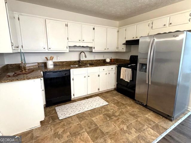 4416 Cary Drive, Snellville, GA 30039