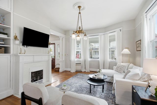 9 Colonial Street, Charleston, SC 29401