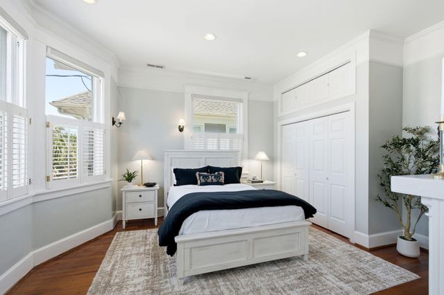 9 Colonial Street, Charleston, SC 29401