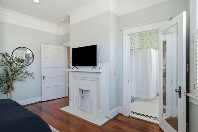 9 Colonial Street, Charleston, SC 29401