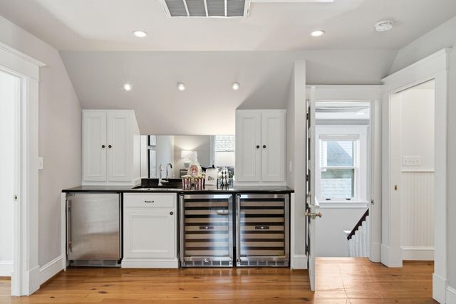 9 Colonial Street, Charleston, SC 29401