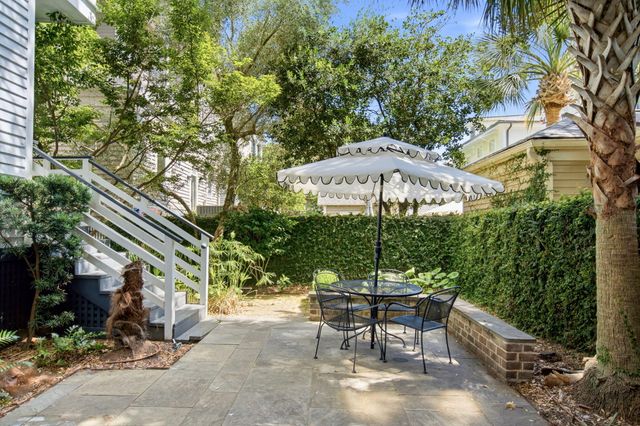 9 Colonial Street, Charleston, SC 29401
