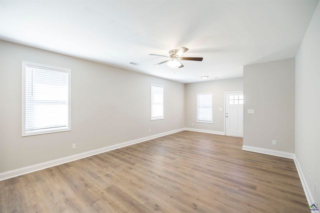 139 Rolling Woods Circle, Warner Robins, GA 31088