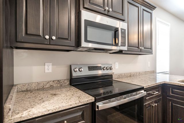 139 Rolling Woods Circle, Warner Robins, GA 31088