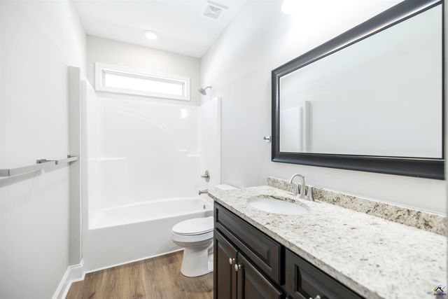 139 Rolling Woods Circle, Warner Robins, GA 31088