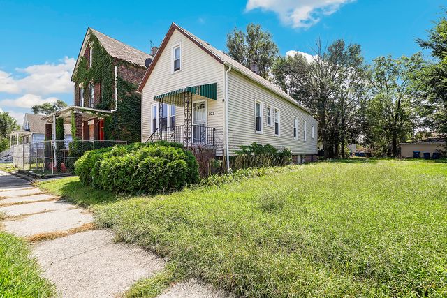 227 154th Place, Calumet City, IL 60409