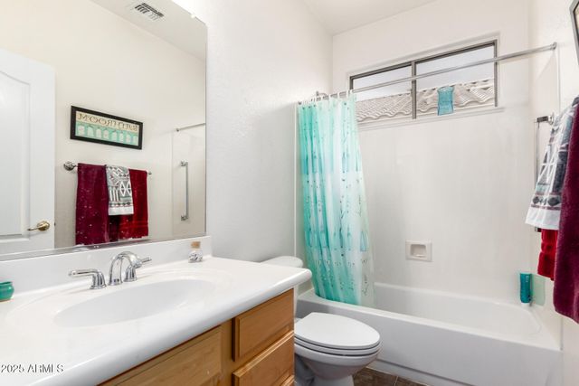 18131 W Addie Lane, Surprise, AZ 85374