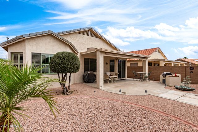 18131 W Addie Lane, Surprise, AZ 85374
