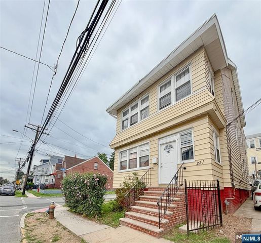 231 Myrtle Avenue, Irvington, NJ 07111