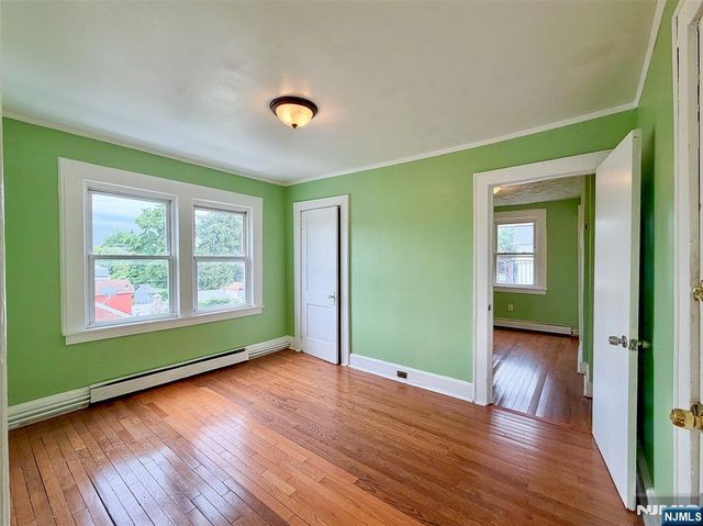 231 Myrtle Avenue, Irvington, NJ 07111