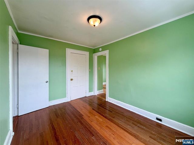 231 Myrtle Avenue, Irvington, NJ 07111