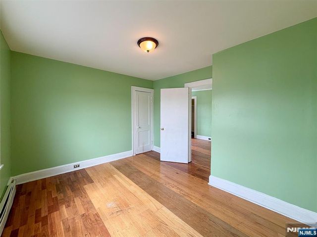 231 Myrtle Avenue, Irvington, NJ 07111