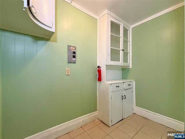231 Myrtle Avenue, Irvington, NJ 07111