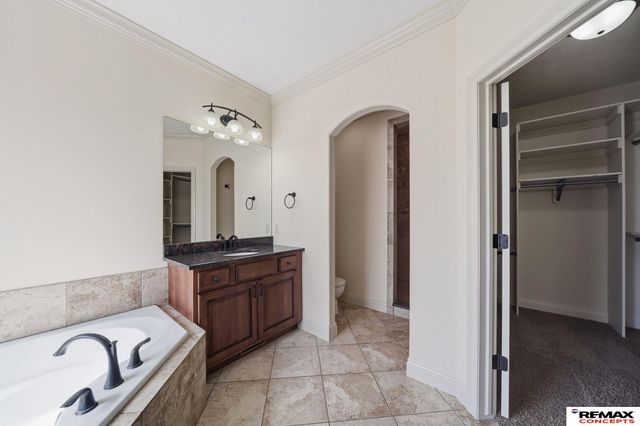 1340 W Ridge Way, Ashland, NE 68003