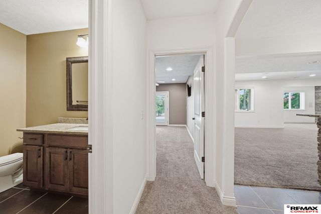 1340 W Ridge Way, Ashland, NE 68003