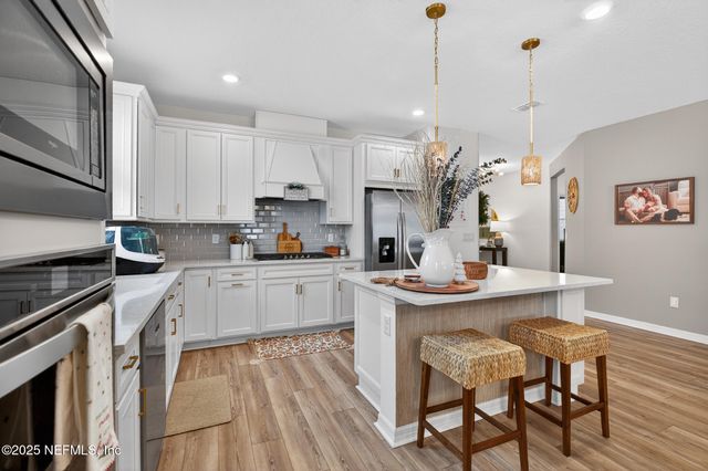 357 MUHLY GRASS Street, Yulee, FL 32097