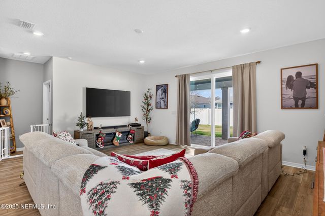 357 MUHLY GRASS Street, Yulee, FL 32097