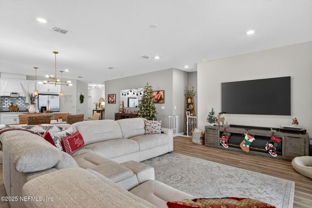 357 MUHLY GRASS Street, Yulee, FL 32097