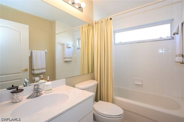 8620 Cedar Hammock CIR 1121, Naples, FL 34112