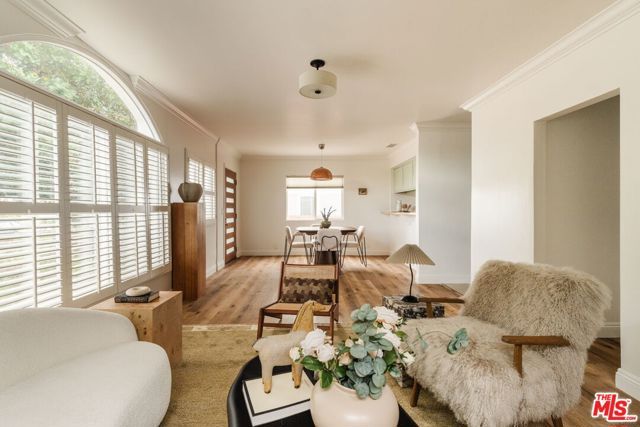 2223 Alsace Avenue, Los Angeles, CA 90016