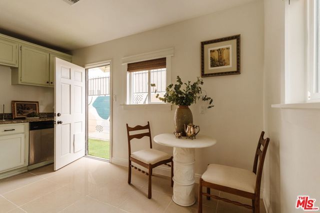 2223 Alsace Avenue, Los Angeles, CA 90016