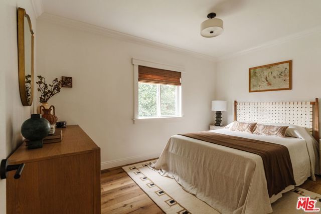 2223 Alsace Avenue, Los Angeles, CA 90016