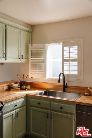 2223 Alsace Avenue, Los Angeles, CA 90016